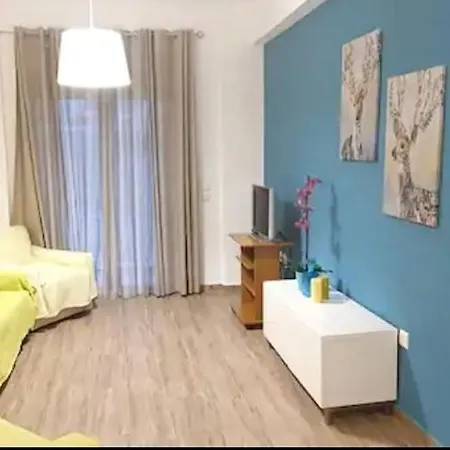 By The Sea Appartement Loutráki